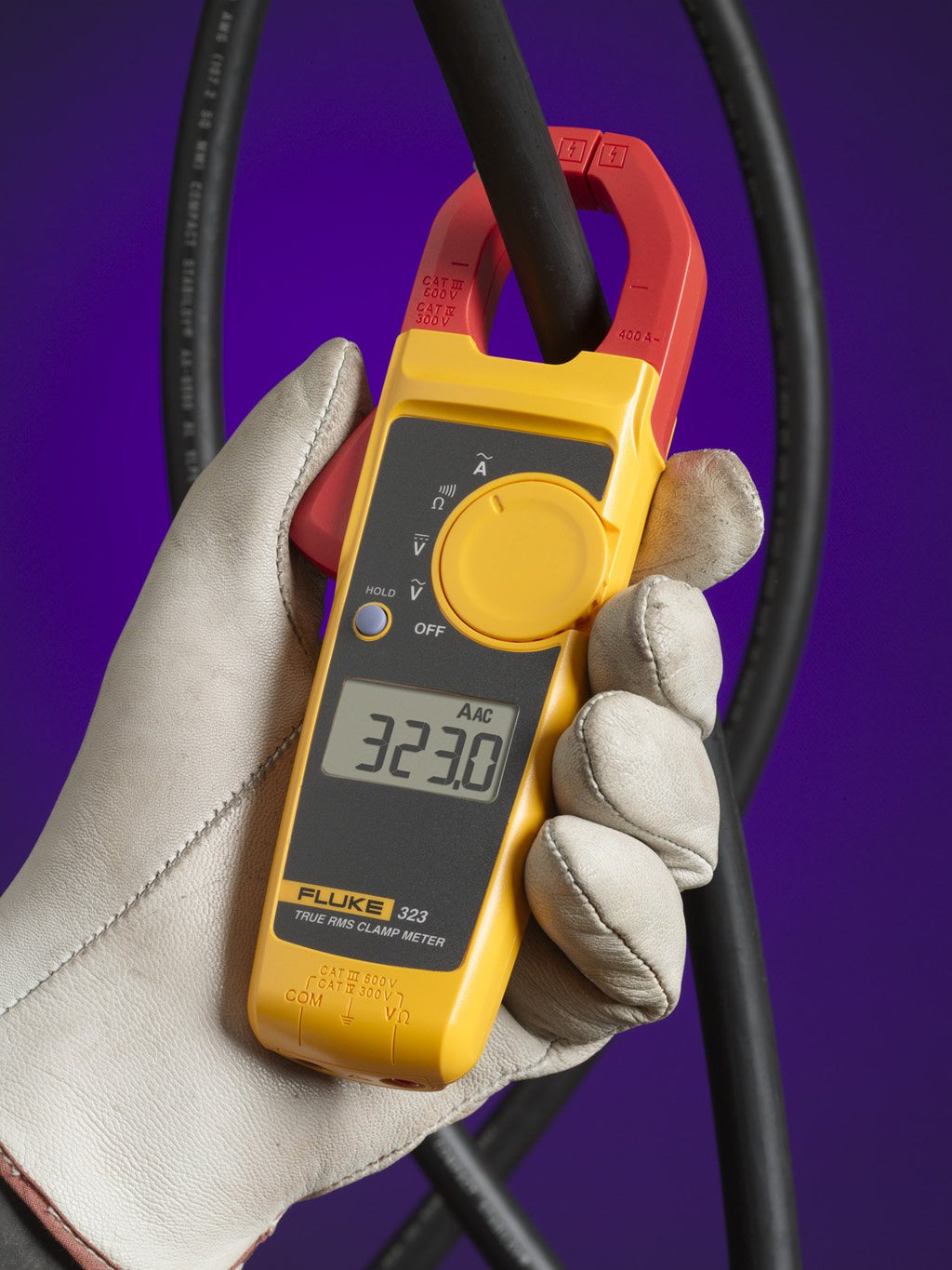 Clamp Meter, Measures AC Current to 400 A & AC/DC Voltage to 600 V R52171